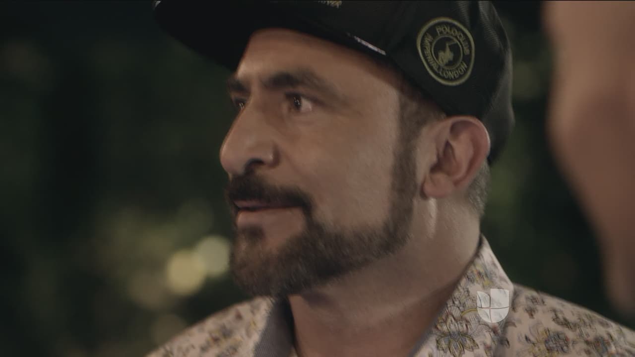 Esteban organizó una fiesta en honor a su cumpleaños.