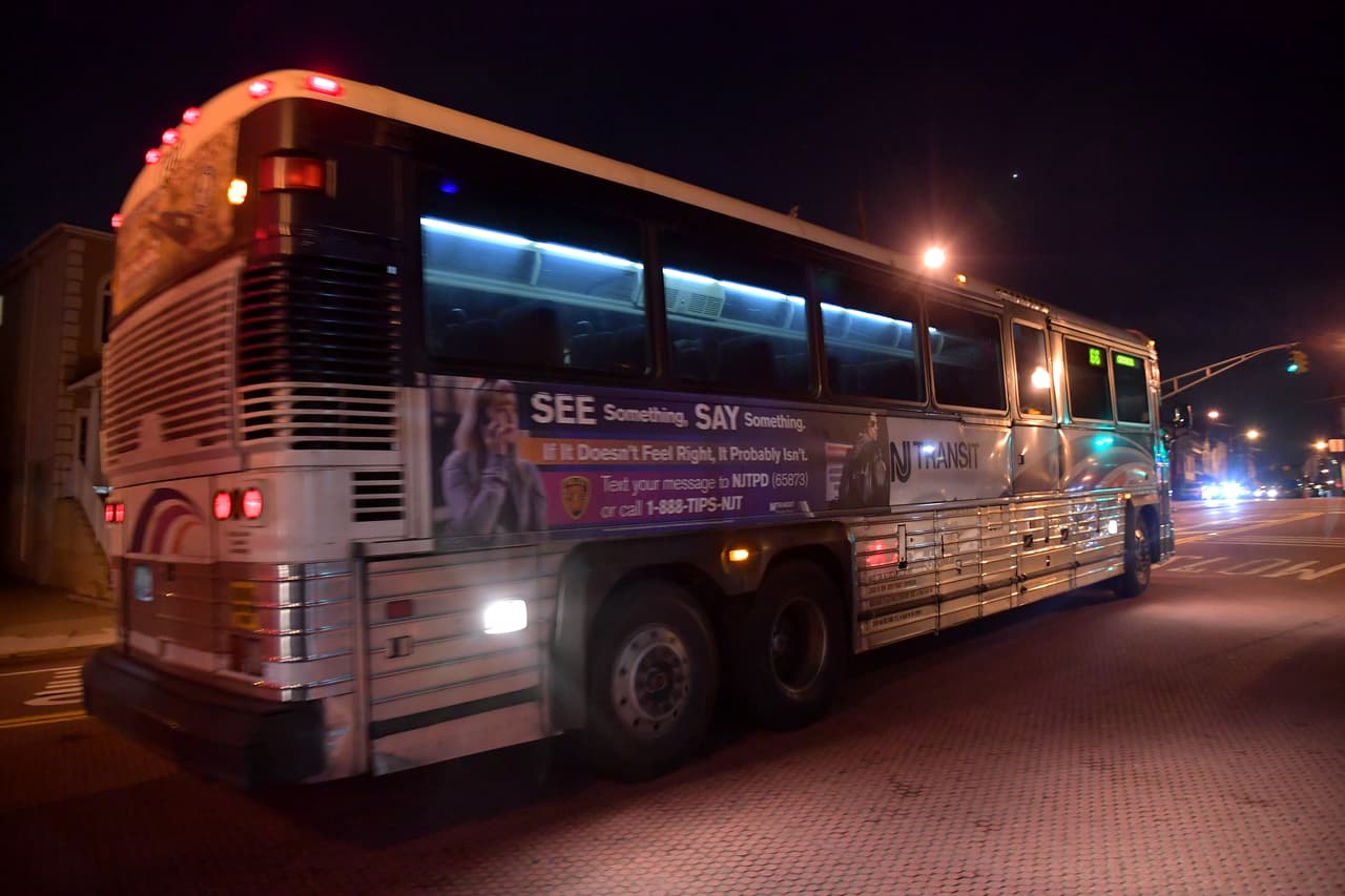 Nueva Jersey reduce a un 50% la capacidad del transporte e implementa el uso de mascarillas
