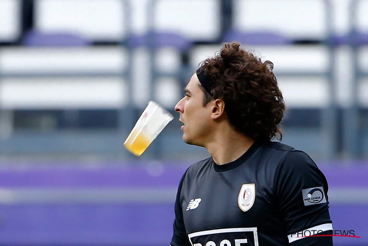 El portero mexicano tuvo una gran actuación ante el Anderlecht.