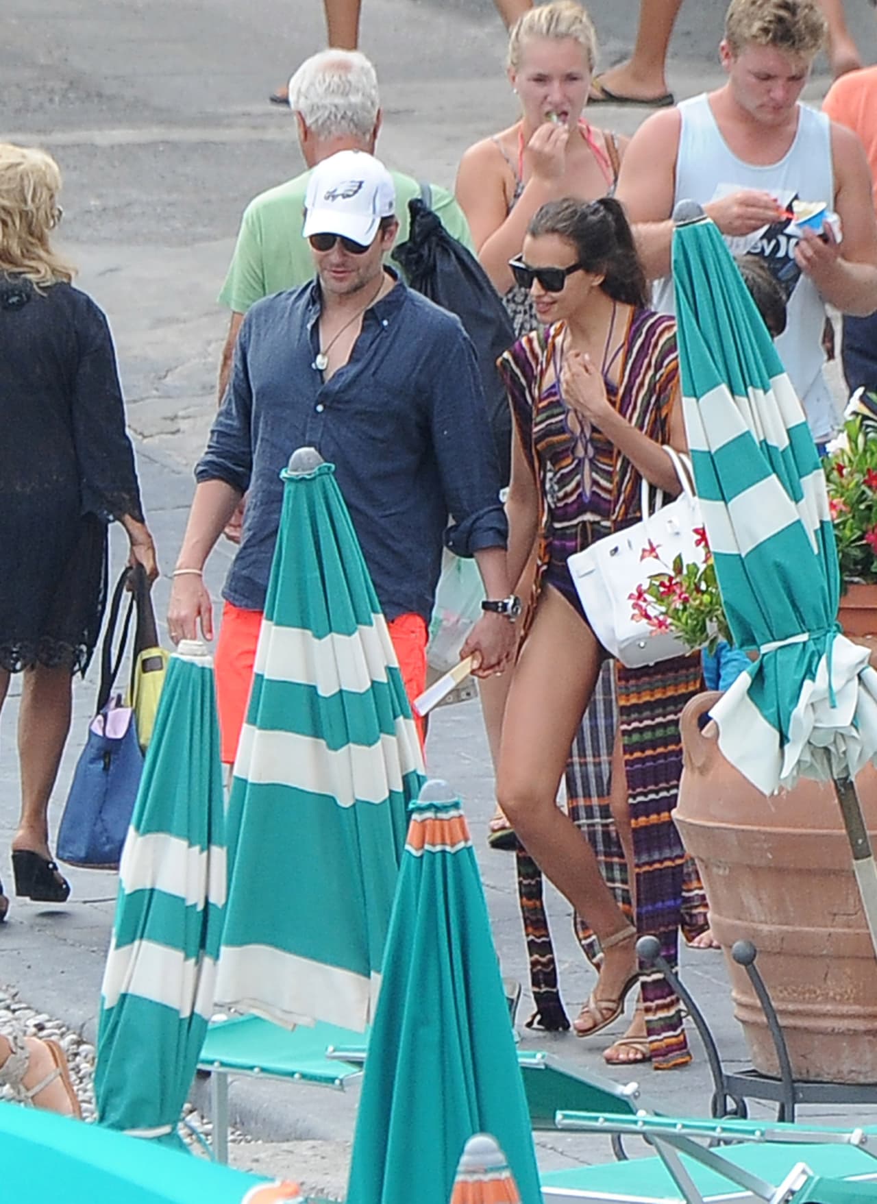 La modelo rusa y el nominado al Oscar ya llevan par de meses de relación.