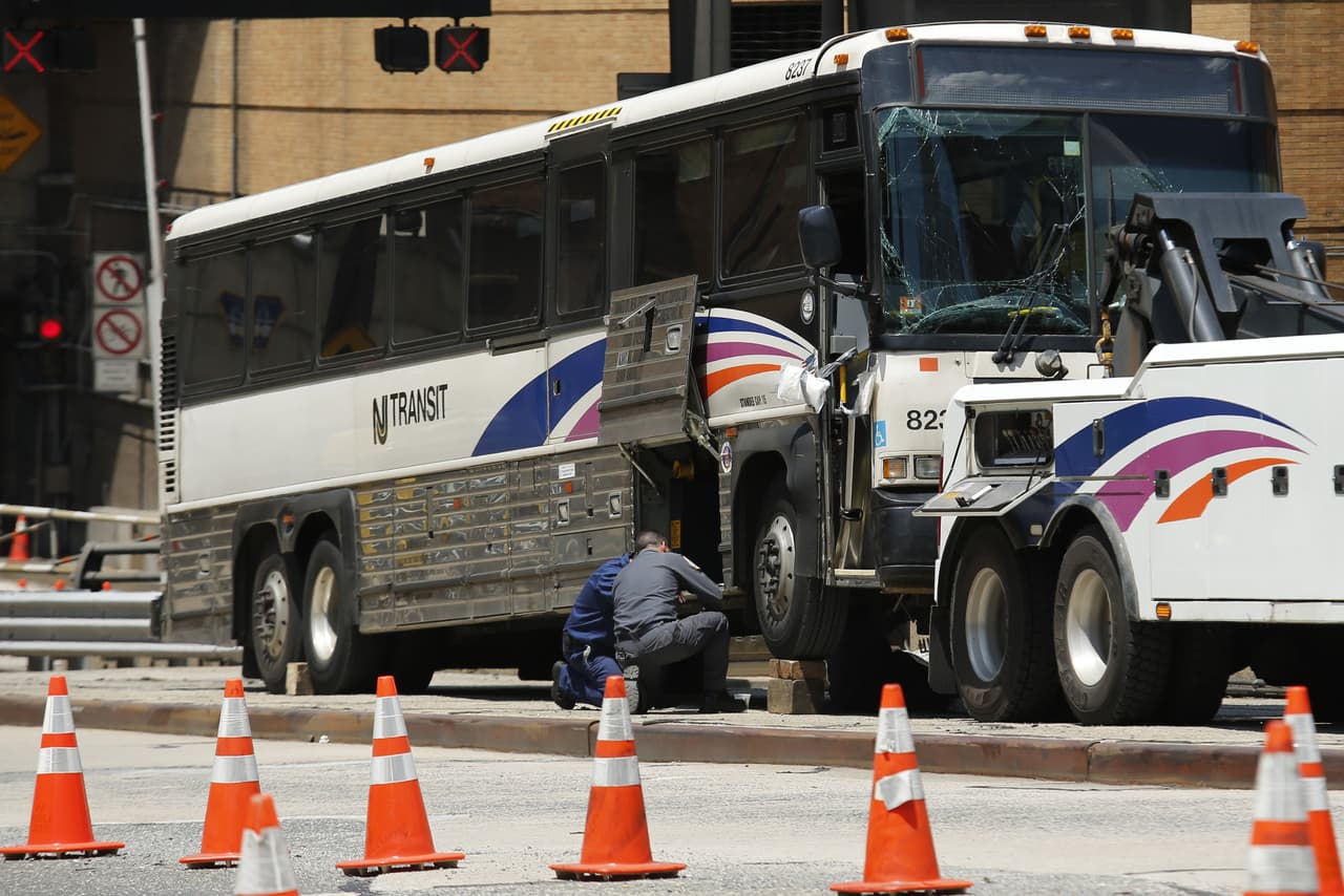 Son 44 los heridos por el choque de autobuses del New Jersey Transit en el túnel Lincoln