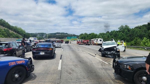 Accidente de varios vehículos cierra la I-575 cerca de la salida 268