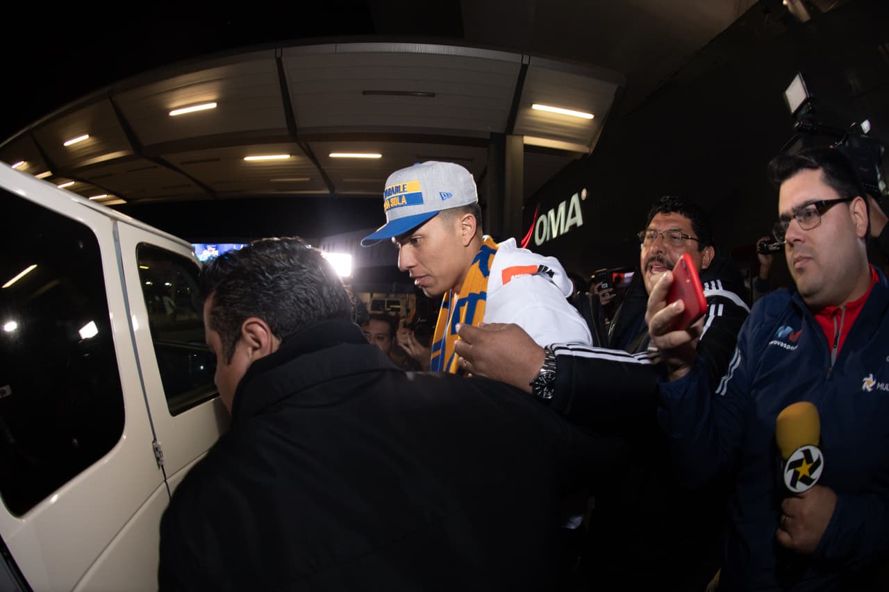 <i>El Titán</i> también fue campeón de la Copa de Alemania con Eintracht Frankfurt contra Bayern Munich pero ahora llega a buscar un puesto como titular.