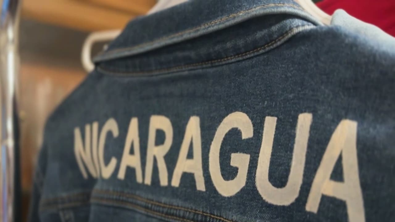 “Es algo injusto porque todos venimos con un sueño”: Reacciones a la revocación del TPS a hondureños, nicaragüenses y nepalíes