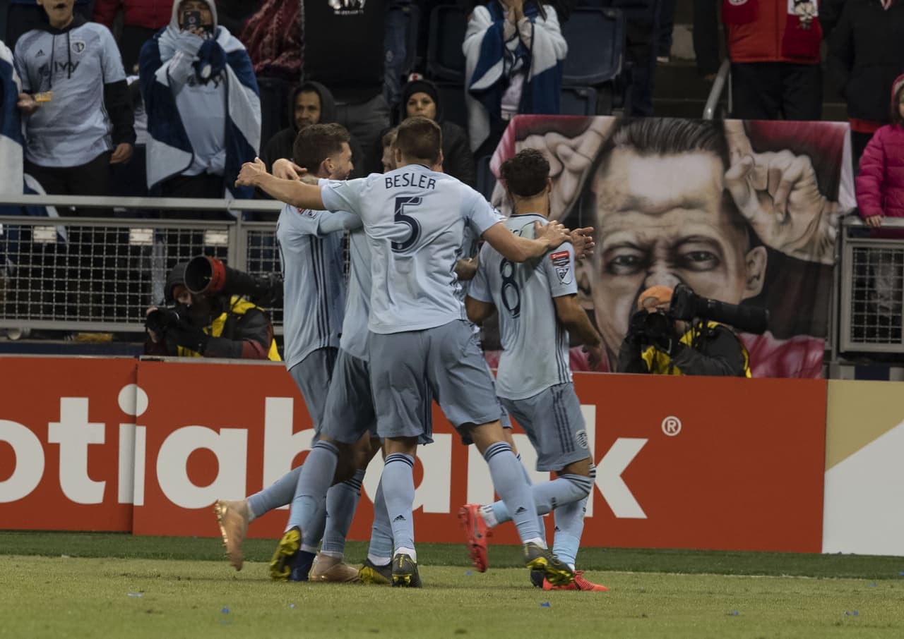 A los 72 minutos el español Illie Sánchez marcó el 3-0 para sentenciar el partido.