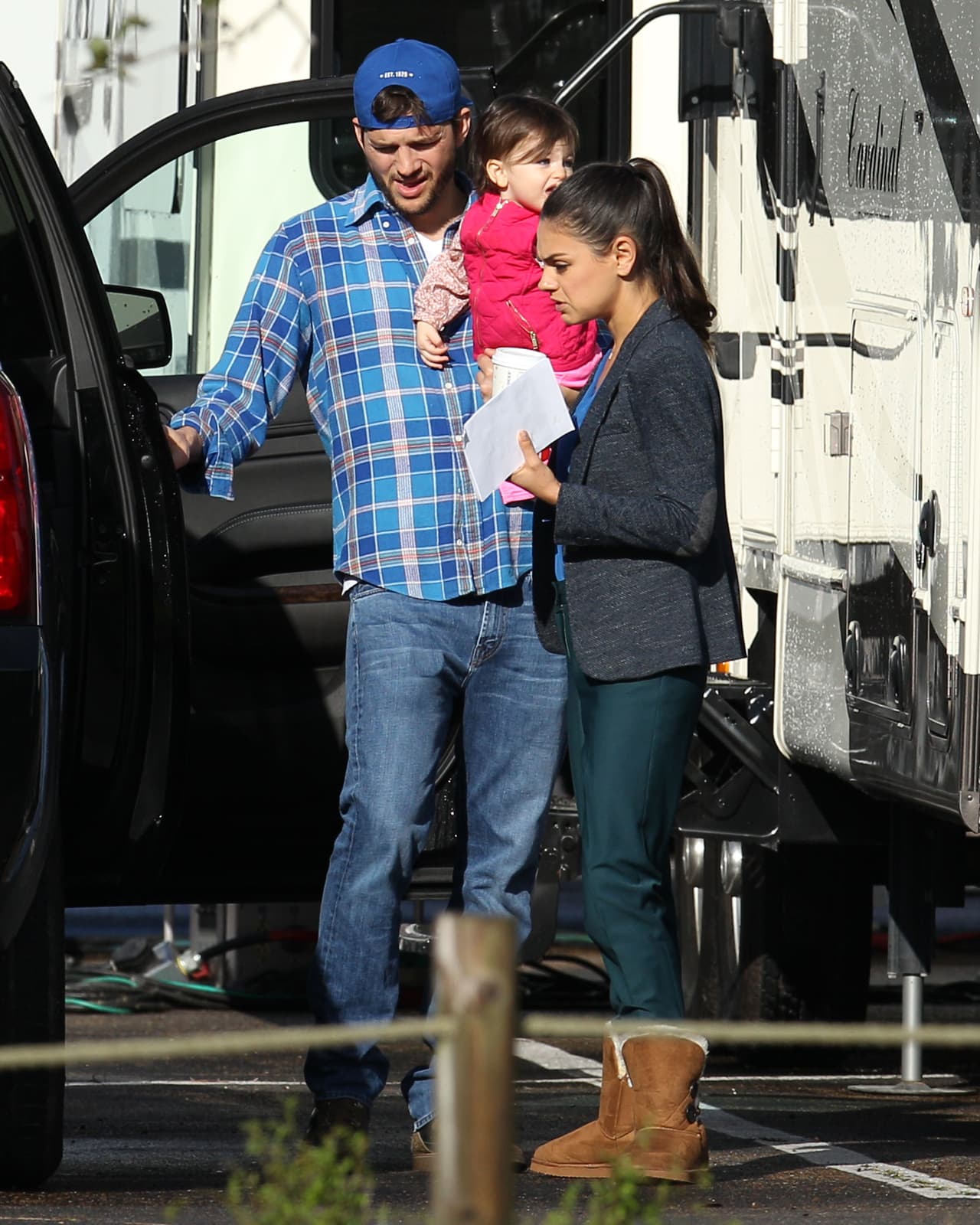 Al parecer mami Mila tenía trabajo.