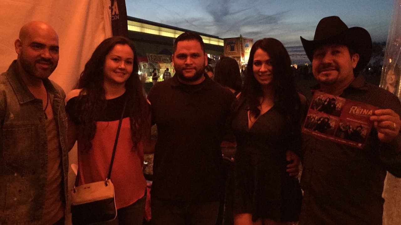 No pudo faltar el momento para las fotografías al lado de sus seguidores.