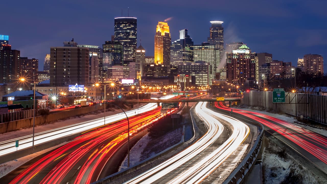 <h3 class="cms-h3-H3">22. Minnesota</h3>
<br>En estado del girasol registró 357
<b> muertes vehiculares </b>durante 2017, 32 muertes más que en 2016. De ese total, 85 muertes fueron causadas por el consumo de alcohol.
