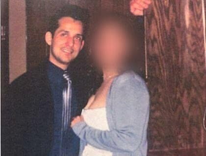 Óscar Sánchez y su esposa.