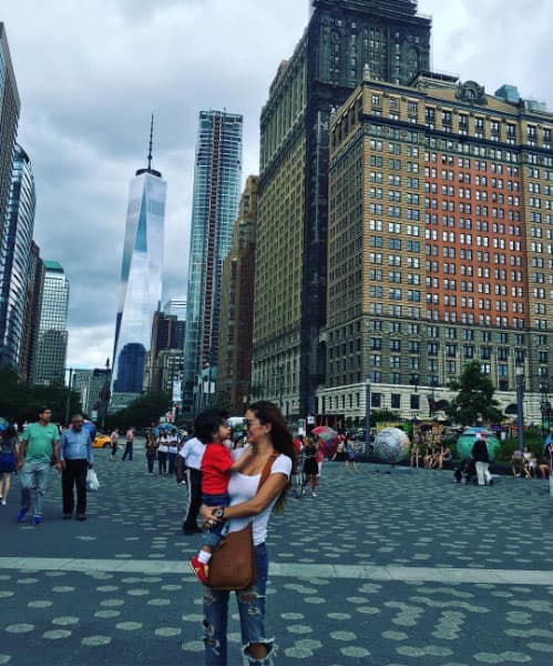 "Esa sonrisa me derrite ❤️#mama #BbEmmanuel #love", escribió en Instagram el 'Bombón asesino'.