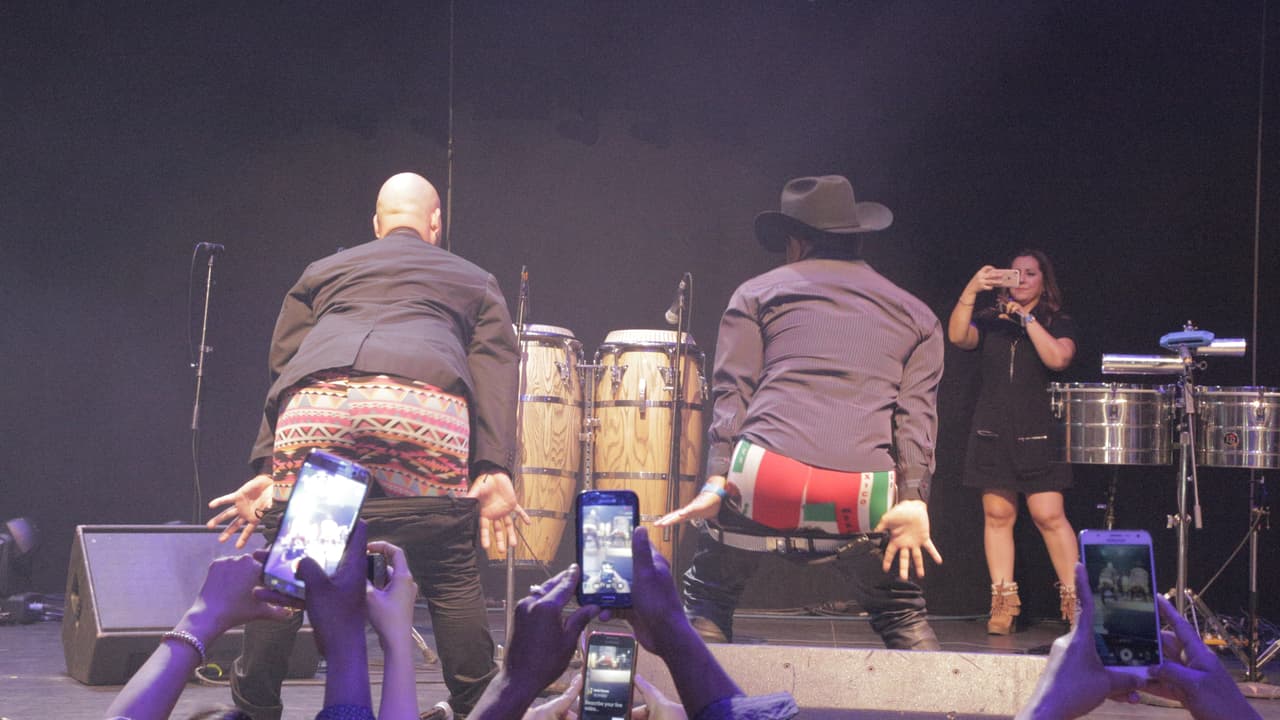 Sin pantalones, así terminaron Raúl 'El Pelón' y El Feo.