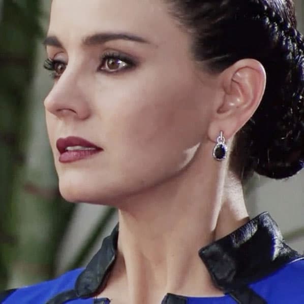 "[...] A mí me entraron muchas dudas de que ella (Angélica Vale) fuera a estar y les pedí (a los ejecutivos) que me lo pusieran en mi contrato porque si no, yo no lo hacía, y así se firmó [...]", destacó la coprotagonista de 'Para volver a amar'.