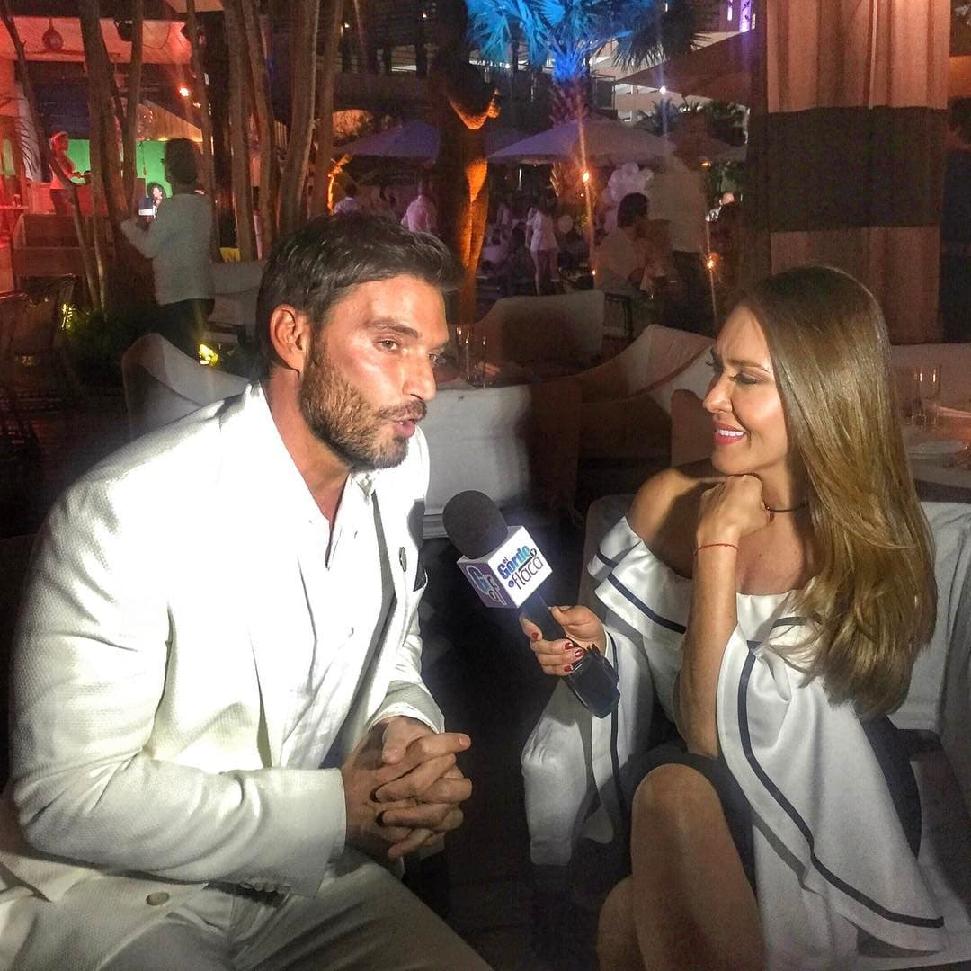 Consiguió que el actor hablara con ella en confianza para revelar las verdaderas razones de su separación y le ofreció detalles del proceso legal.