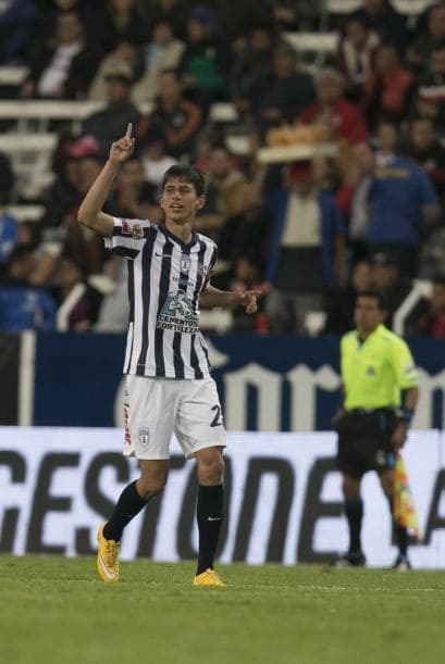 Damm, quien es una de las promesas del Club Pachuca, recientemente fue considerado como el segundo jugador más rápido del mundo con la pelota pegada a los pies, según la FIFA.