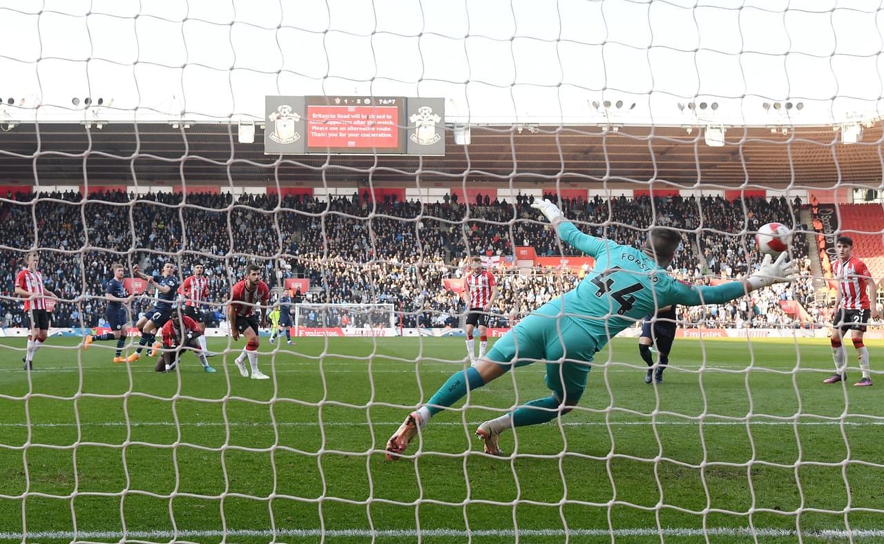 Manchester City goleó al Southampton como visitante (1-4) y selló su pase a las Semifinales, donde se medirá ante el Liverpool.