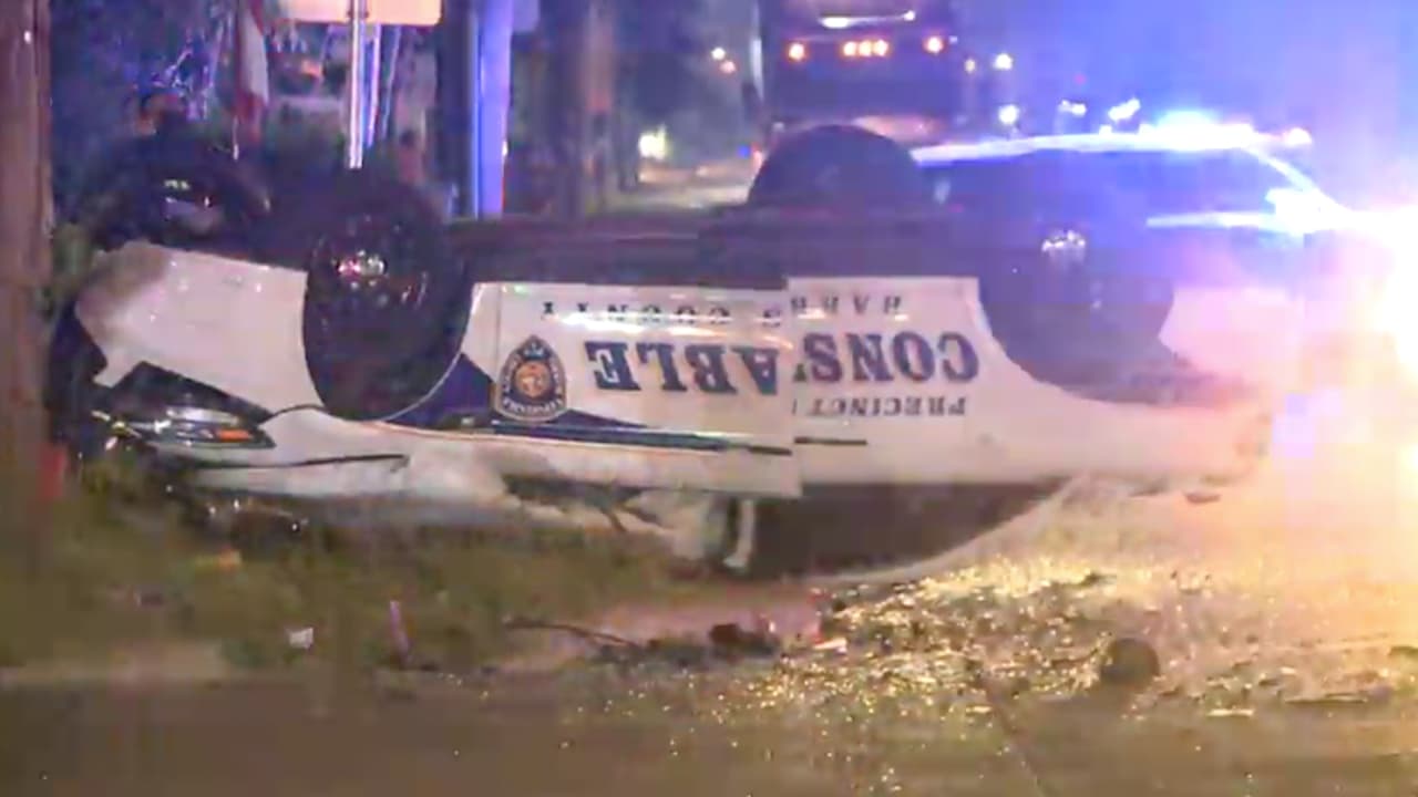 Los tres conductores fueron trasladados al hospital en condición estable.