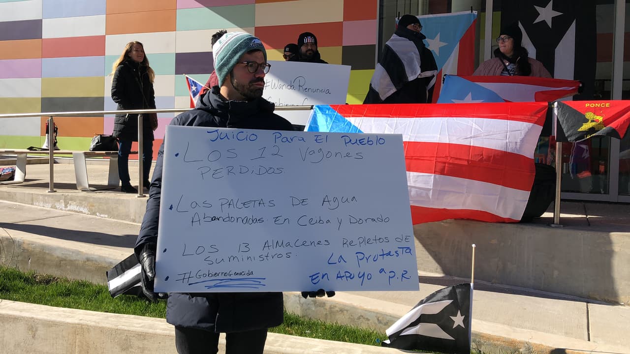 “Coraje, coraje y mucha indignación”, así lo expresaron en entrevista con Univision 65 al preguntarle por una reacción inicial al hallazgo del almacén.