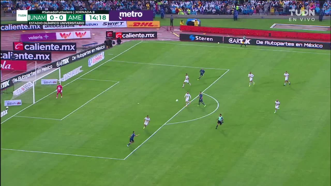 ¡TIRO ATAJADO! disparo por Sebastián Cáceres.