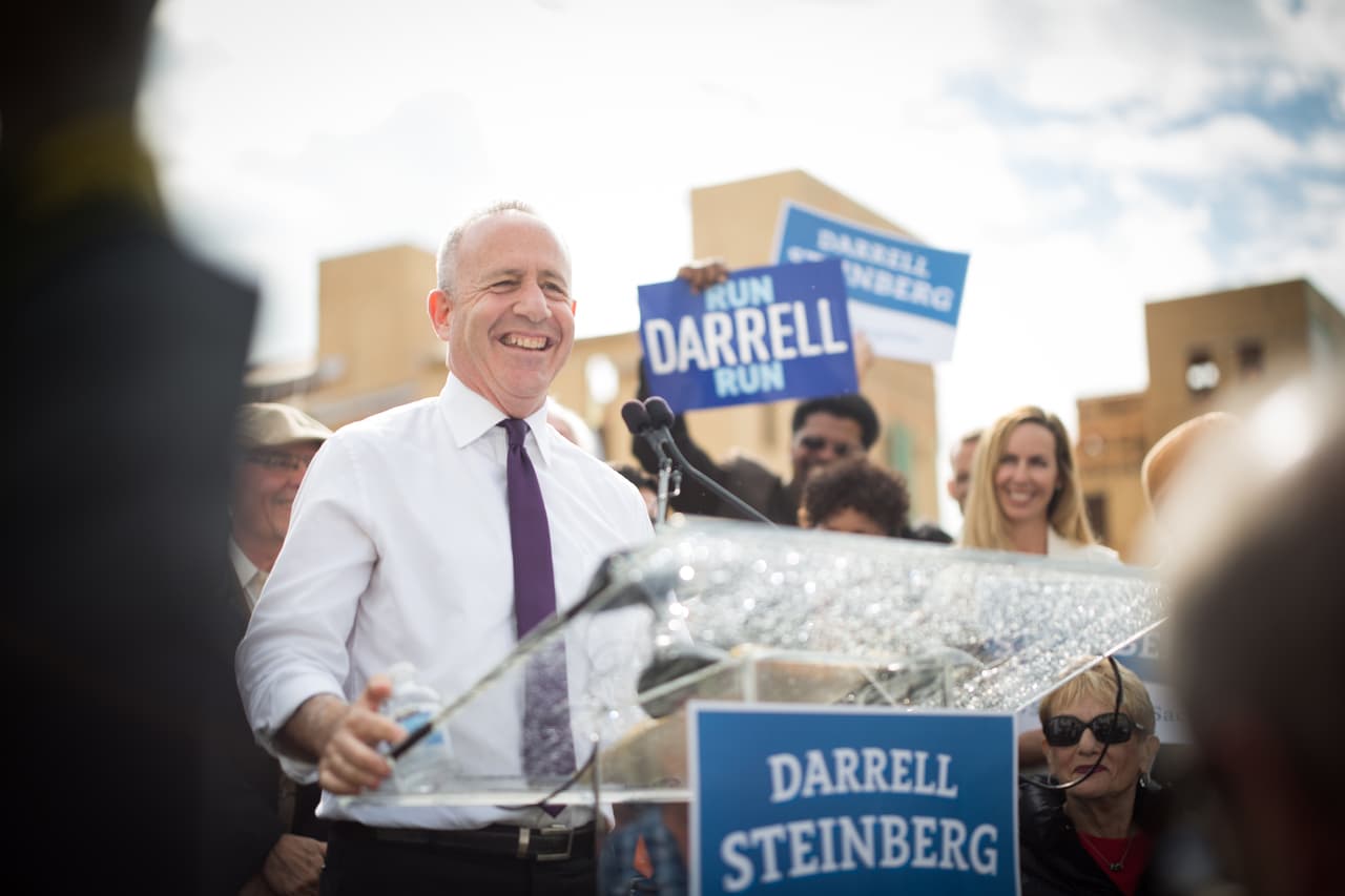 Darrell Steinberg busca reelegirse para la Alcaldía de Sacramento.