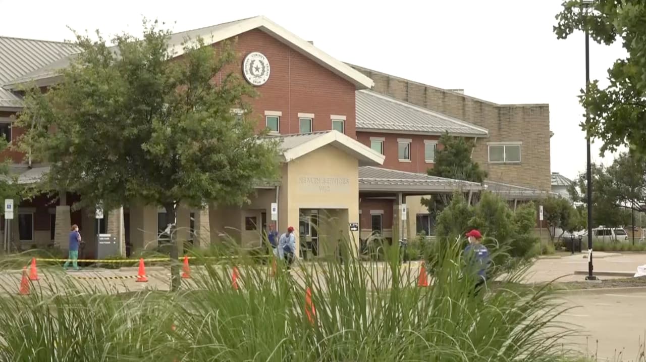 Coronavirus: Alrededor de 200 personas fueron examinadas en el primer centro de pruebas del condado Denton
