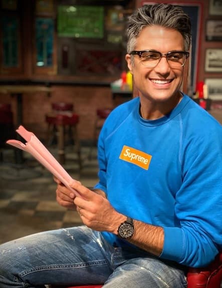 En cuanto a otros proyectos que tiene en agenda, Camil comentó que se encuentra afinando el estreno de la comedia de situación estadounidense 'Broke' y de una película
<b><a href="https://www.univision.com/shows/despierta-america/jaime-camil-sacara-su-lado-mas-loco-en-una-nueva-pelicula-junto-a-brooke-shields-y-sandra-echeverria-video" target="_blank"> junto a Brooke Shields</a></b>.