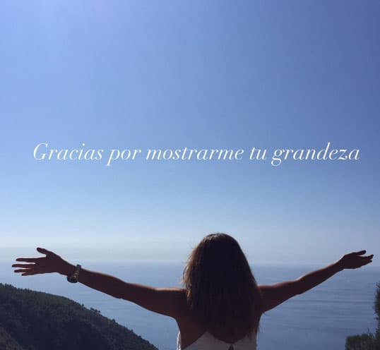 KARLA MARTÍNEZ
<br>Agradeció al Señor con un lindo mensaje