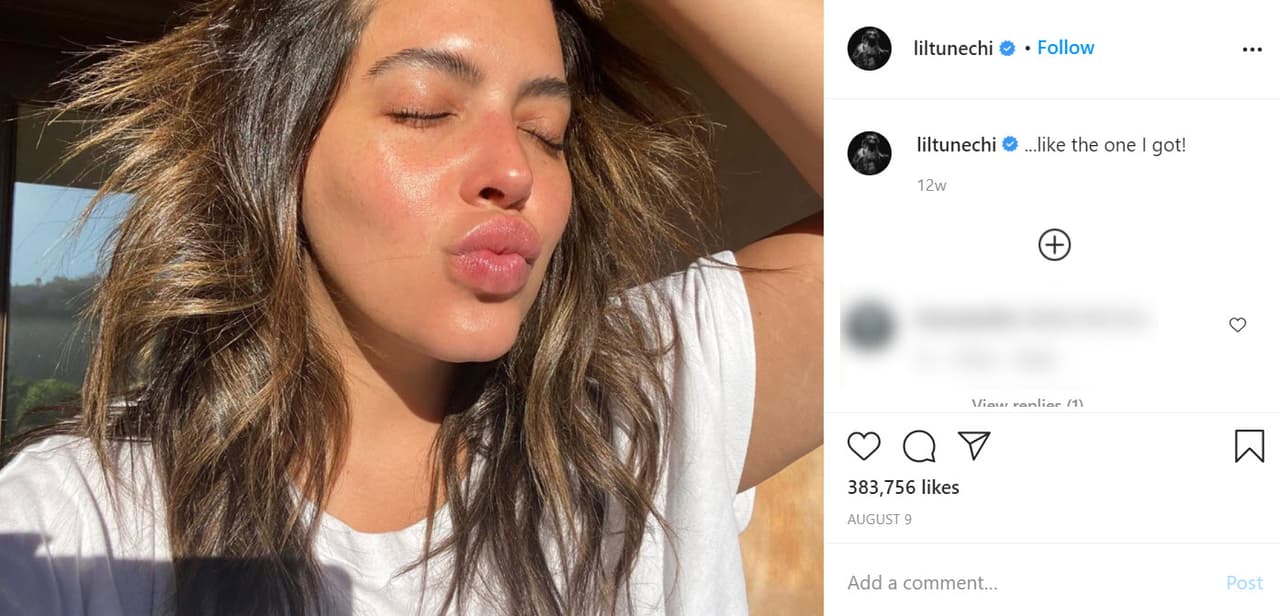 La foto más reciente que él tiene publicada y en la que aparece la modelo es esta y fue fechada el 9 de agosto. 
<br>