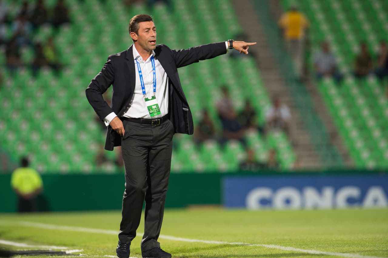 Caixinha se despidió de Santos y desea volver a Europa