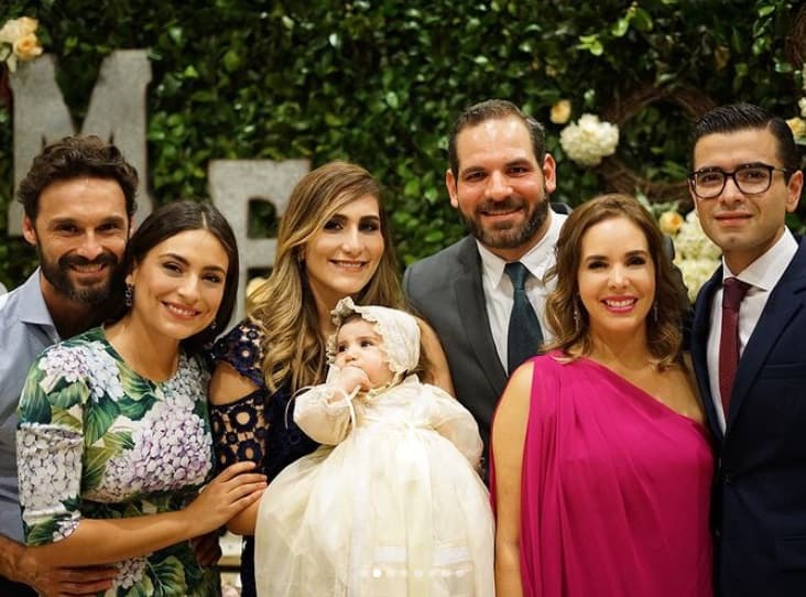 Ana Brenda con Daniela Melhem en el bautizo de su hija