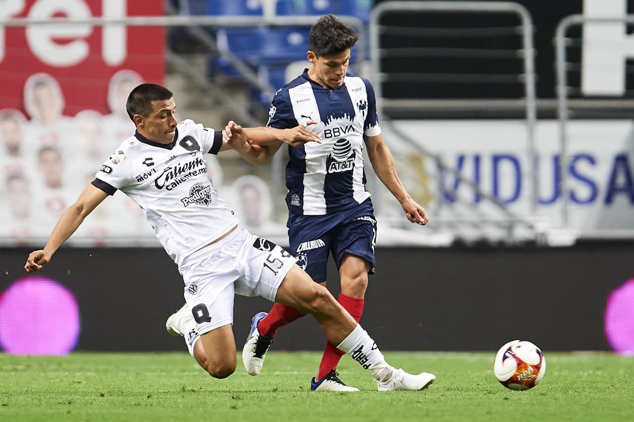 Funes Mori (16’, 21’) abrió el marcador y luego creció la diferencia desde los once pasos. Sepúlveda (27’) descontó. Janssen (35’) dejó a los Rayados en desventaja numérica. En sus siguientes compromisos, Monterrey recibirá al León, en partido pendiente de la J3, mientras Querétaro recibirá al San Luis.