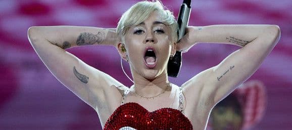 Tanto "twerking" le dio frutos a esta rubia y ex estrella de Disney, porque se convirtió en la artista más buscada en Internet.