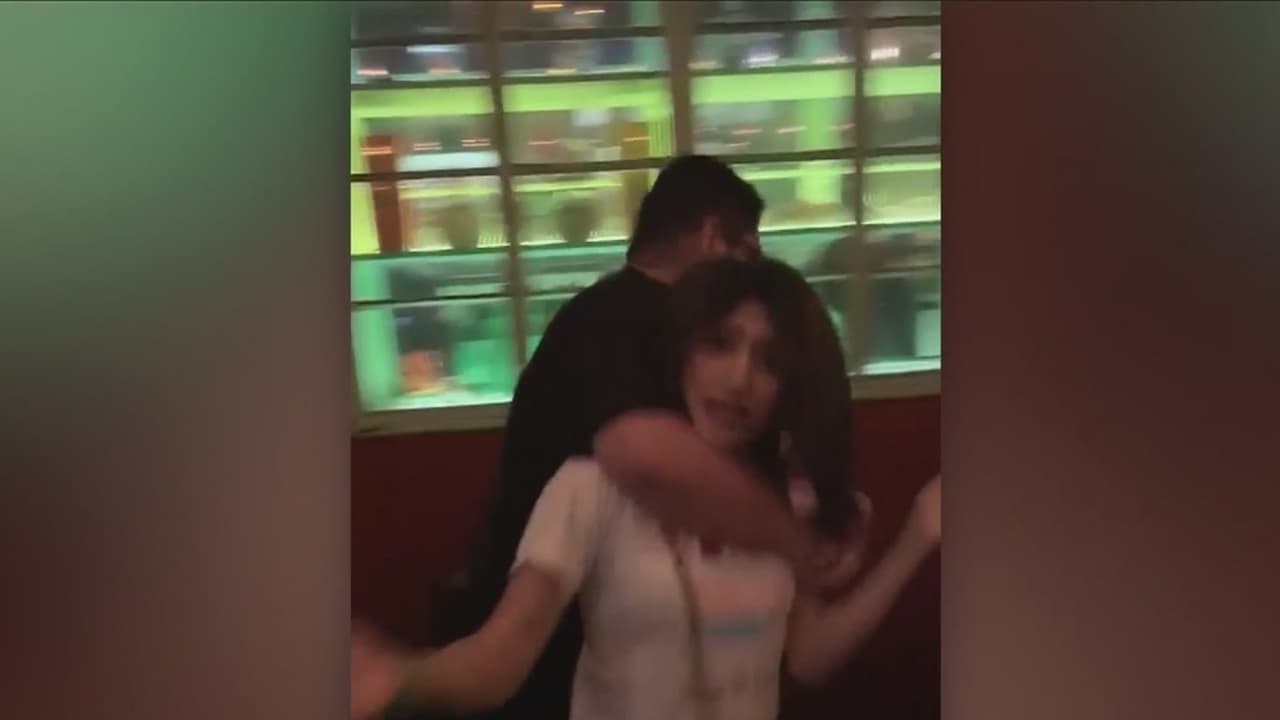 "Ustedes no son mujeres y no pertenecen aquí“: Investigan como crimen de odio la agresión contra grupo trans de Los Ángeles