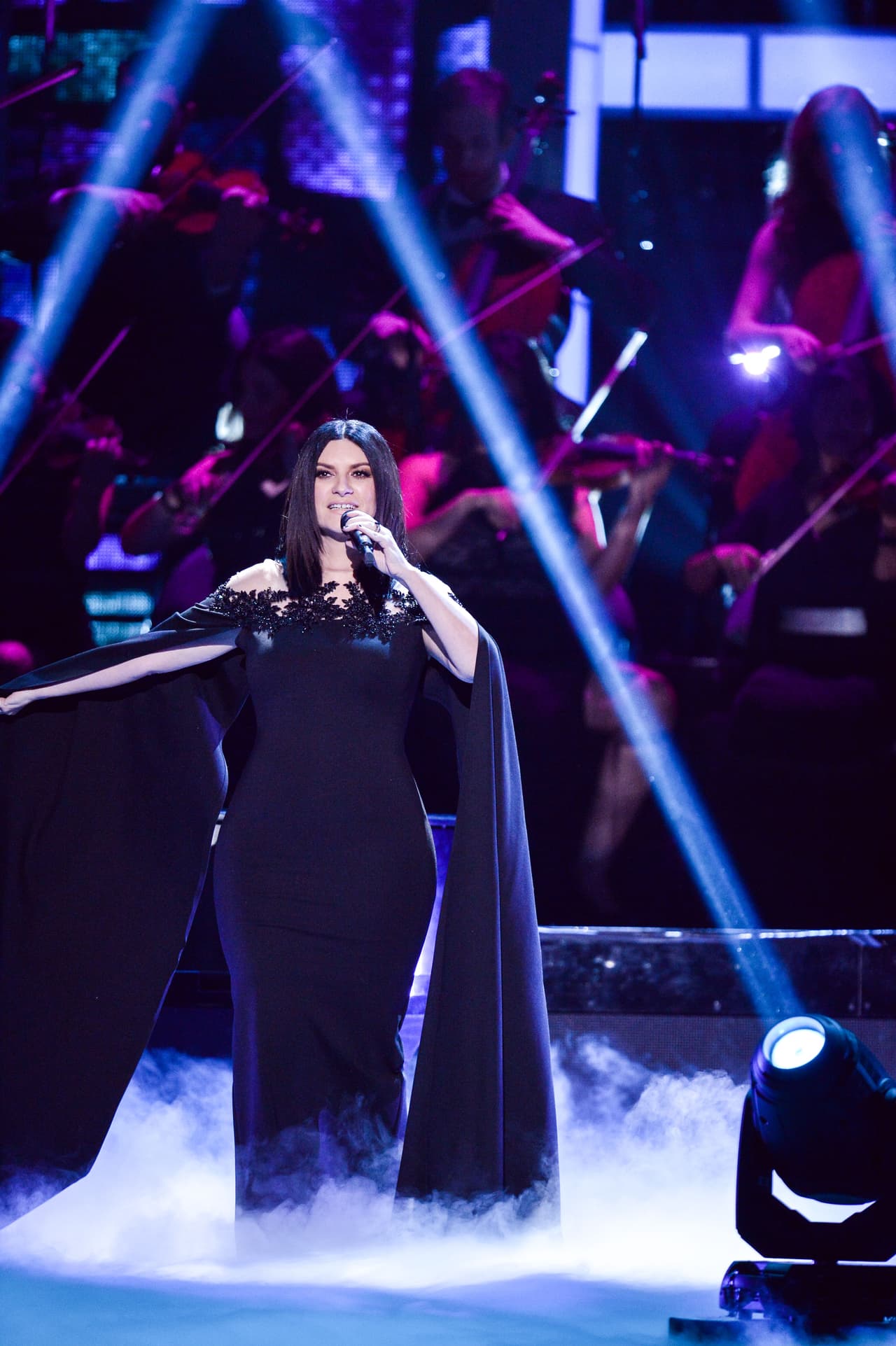 Laura Pausini fue otra de las estrellas que hizo de la noche un momento inolvidable...
