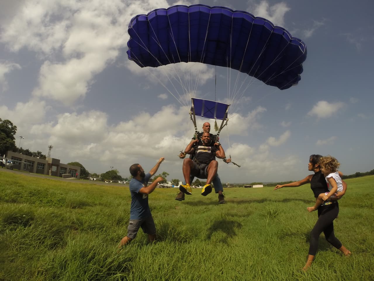 Se pusieron extremos para el comienzo de la nueva temporada de Estos Dos Sin Frenos.