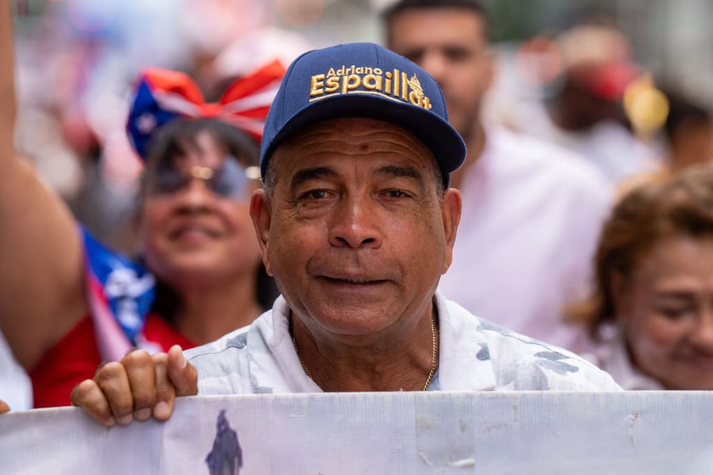 El representante Adriano Espaillat se sumó al festejo de la comunidad puertorriqueña en la ciudad de Nueva York.