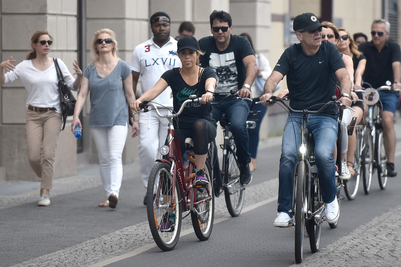 ¡Calladitos que Milancito sigue dormido!