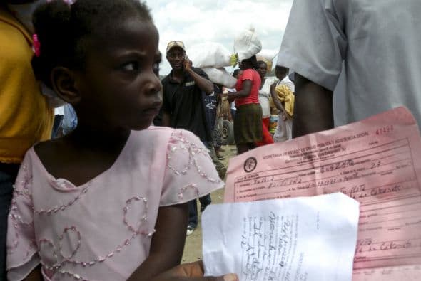 Según estadísticas del ministerio de Trabajo, de las jefas de hogar que obtienen salarios o ingresos de forma regular, el 71.79 por ciento percibe menos de $264 mensuales, mientras la canasta básica cuesta $275.