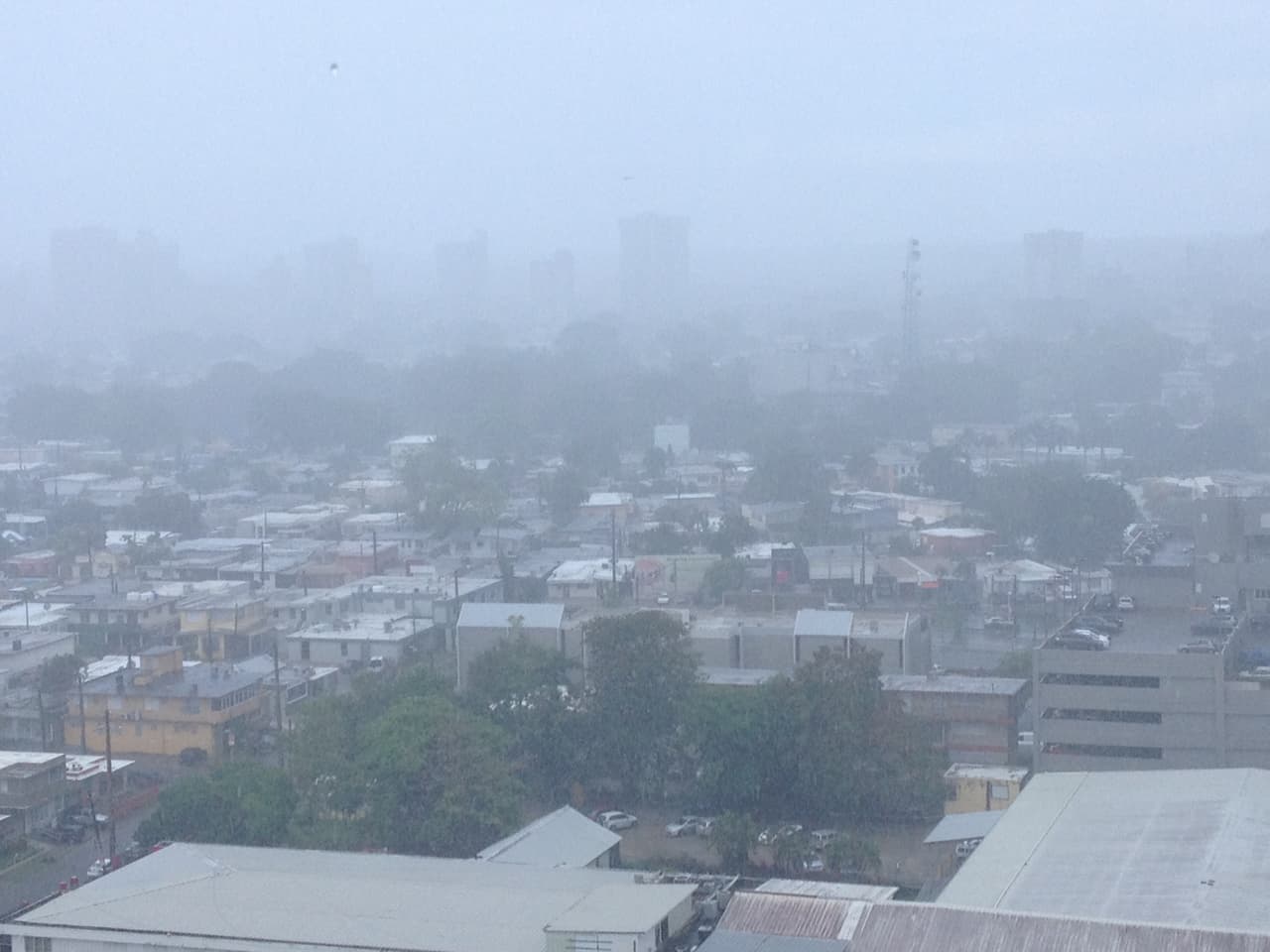 Continuarán lluvias en área metropolitana y norte de la isla hasta el domingo