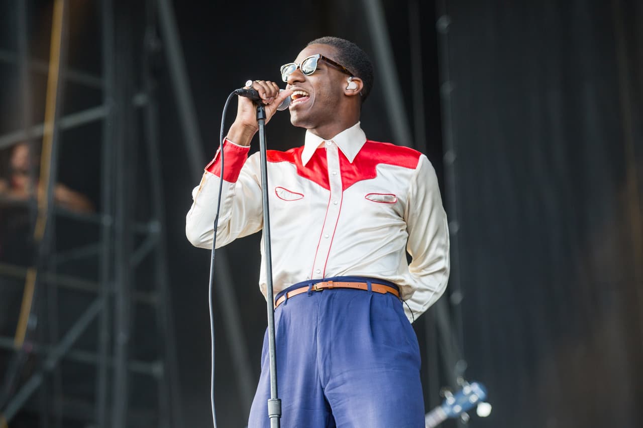 Ambiente del tercer día de conciertos de Lollapalooza 2016. Mira fotos de las actuaciones de Red Hot Chili Peppers y muchas estrellas más. Además del ambiente en el Grant Park.