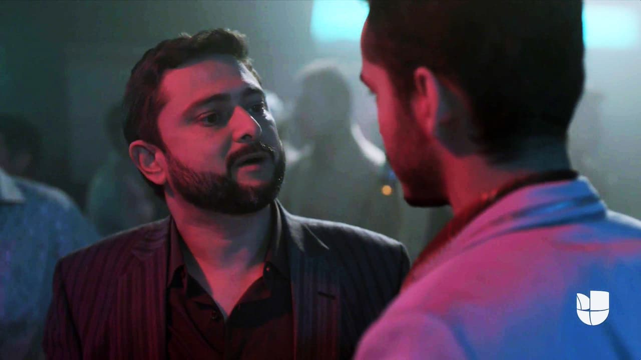 Así que citó a 'El Quino' para darle la noticia.