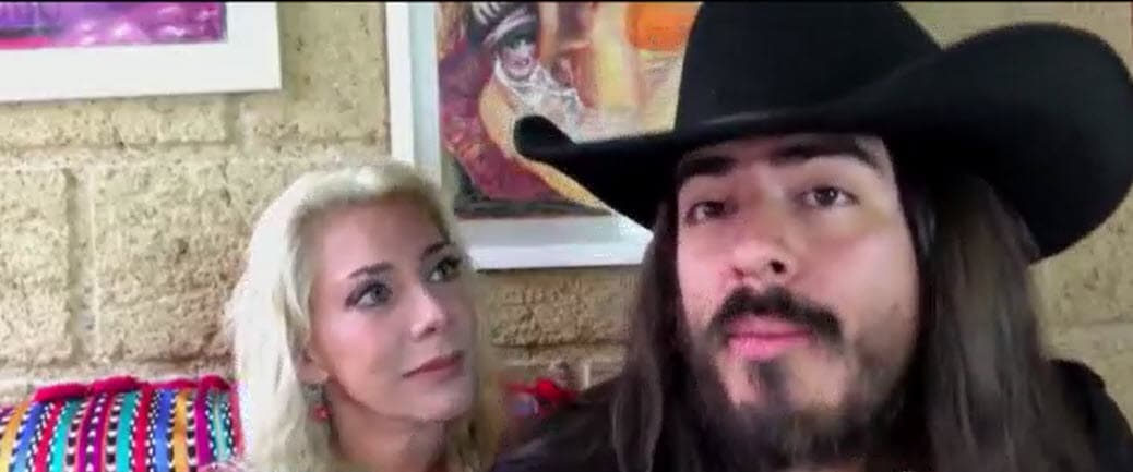 En una entrevista que dieron a
<b>Despierta América </b>revelaron que al momento de hacer público su romance ya tenían aproximadamente un mes como pareja.
<br>