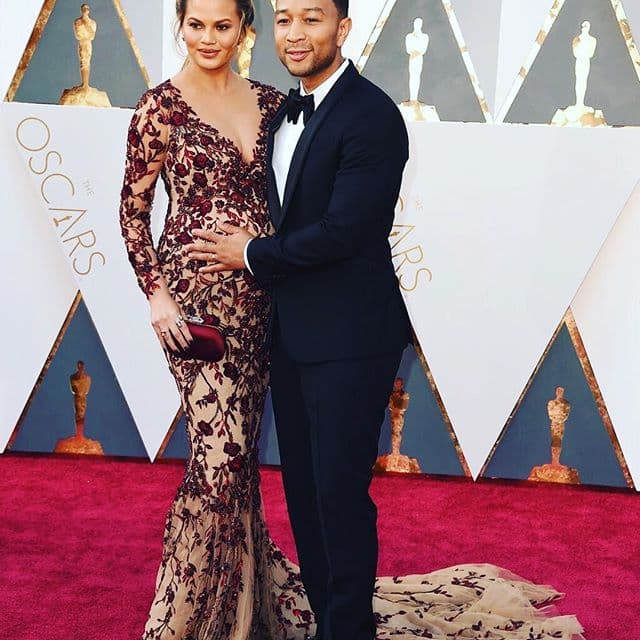 El pasado 14 de abril esta hermosa parejita dio la bienvenida a una niña.