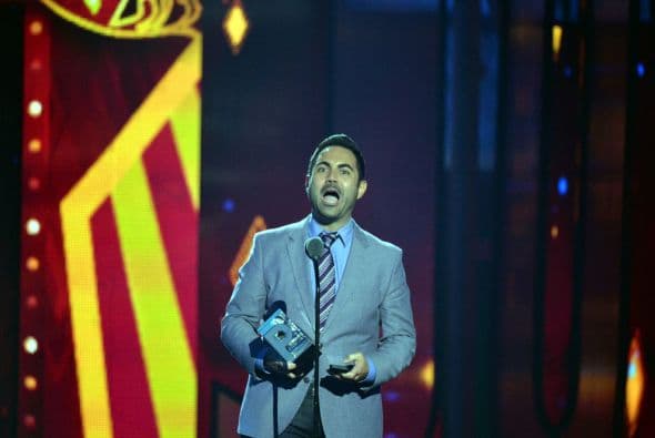 El premio fue para Enrique Santos, quien agradeció al público que escucha su programa de radio.
