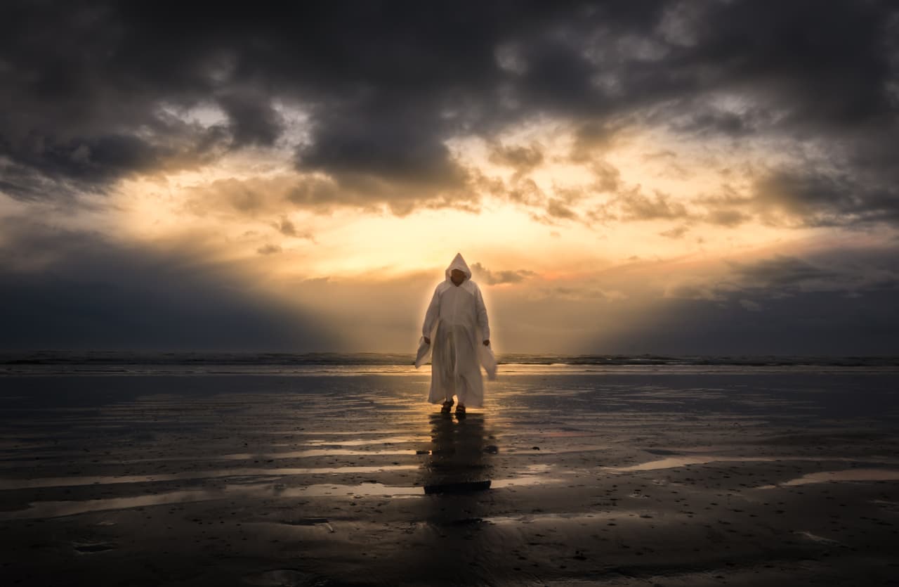 Sin embargo su concepción del fin del mundo no consiste en la extinción total de la humanidad, sino más bien de un “advenimiento” del milenio, lo que quiere decir, la llegada de Cristo.