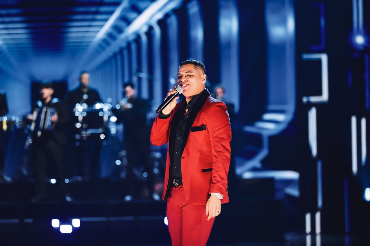 El 'Grupo Firme', originario de Tijuana, México, interpretaron 'El amor no fue pa' mí'.