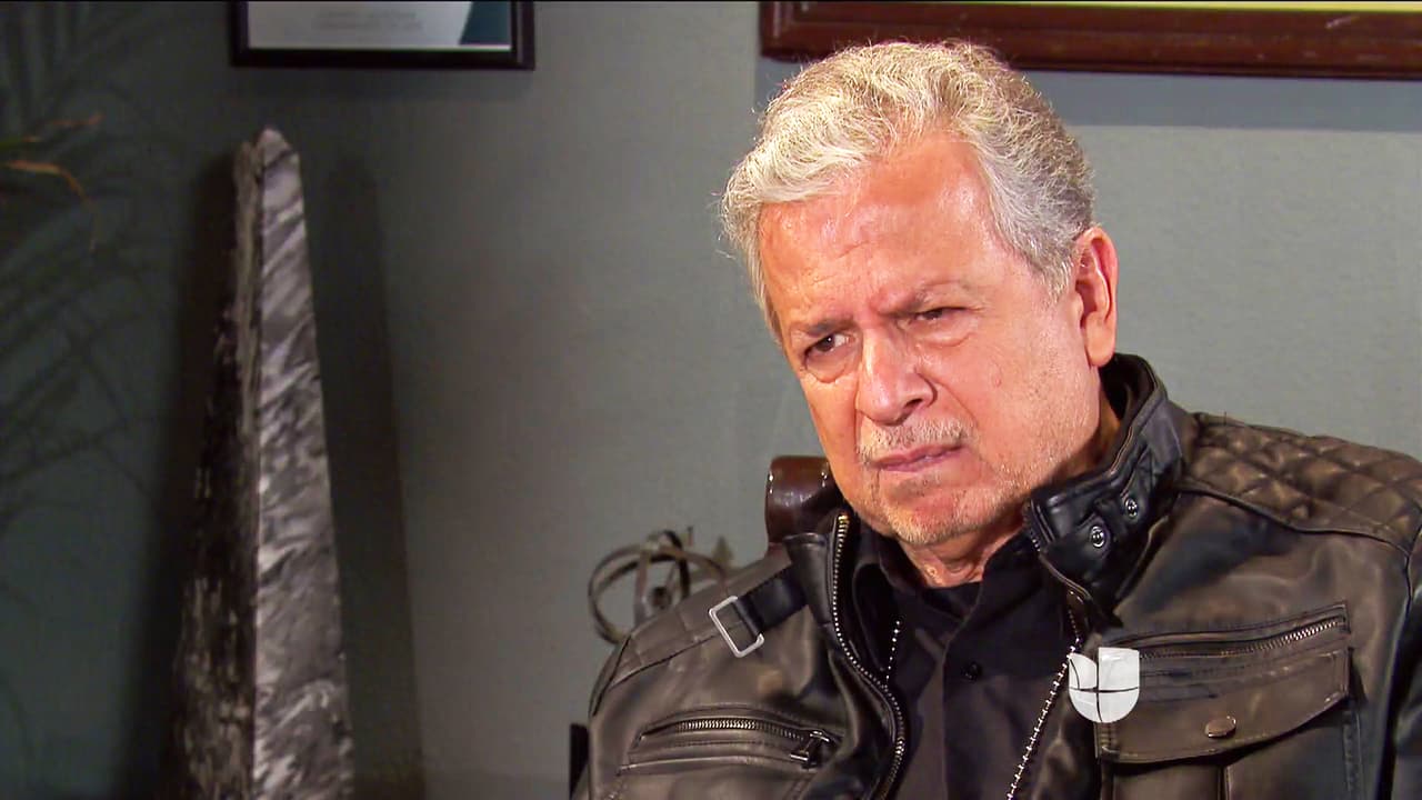 Le contó al comandante Barragán que eres el culpable del asesinato de su hermano y de Pablo Ramos.