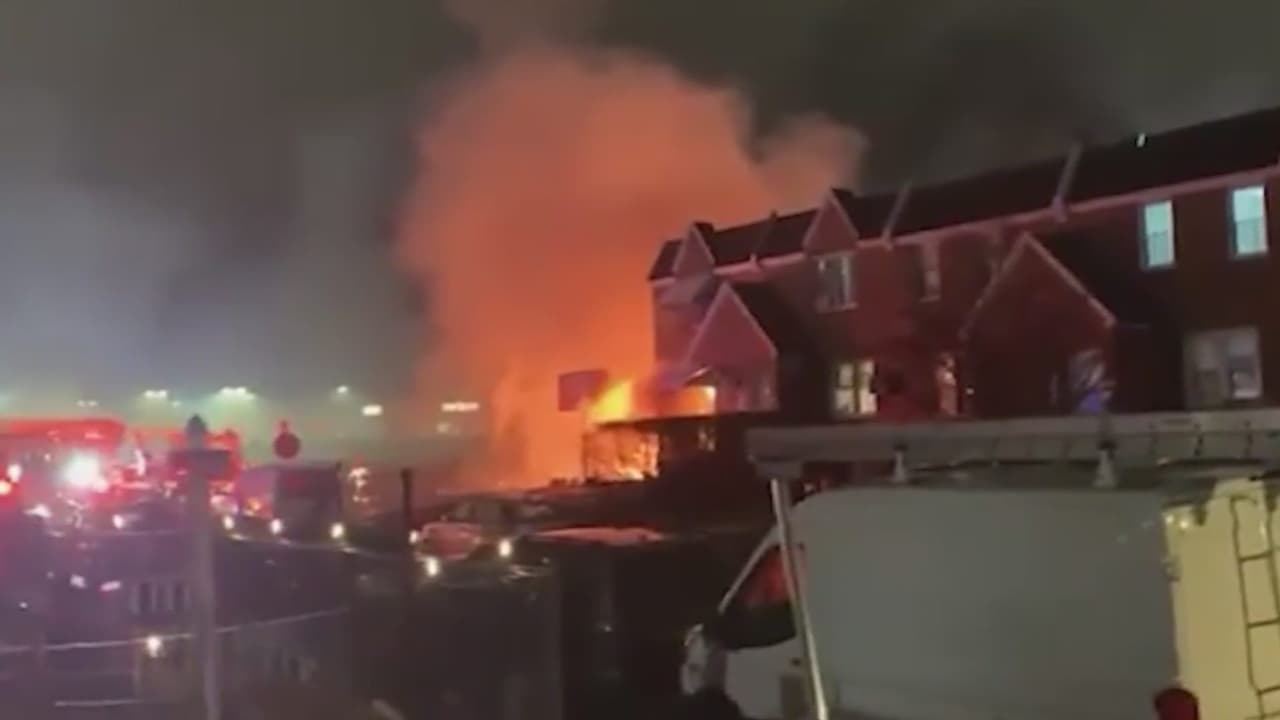 Un año después del avionazo en Filadelfia, familia hispana sigue sin poder reconstruir su hogar