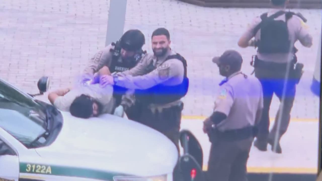 Al menos un sospechoso detenido: investigan posibles disparos cerca del Aeropuerto de Miami