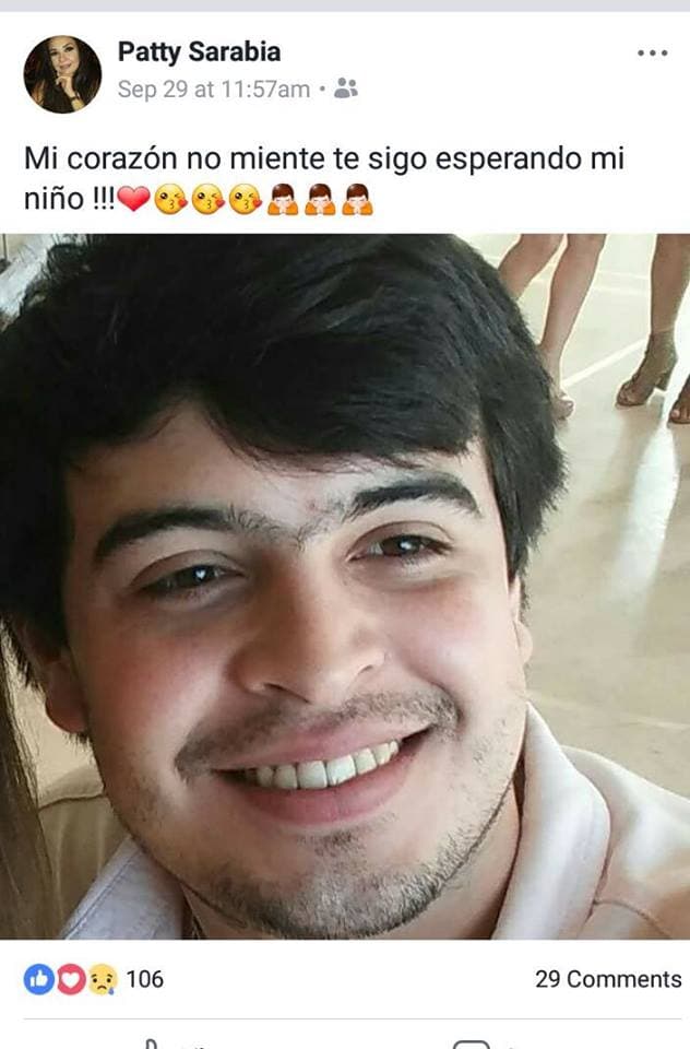 En dicha página, familia y amigos del cantante desaparecido suben y piden informes de él, además escriben emotivos mensajes, como los de su señora madre.