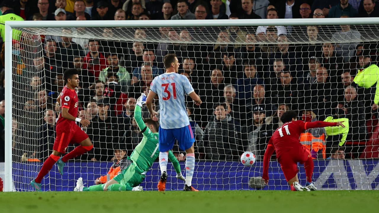 Con goles de Luis Díaz, Salah y Mané, el Liverpool sumó tres importantes puntos en su carrera con el Manchester City por hacerse con la Premier League en un mano a mano formidable.